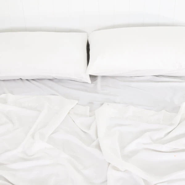 Fitted Sheet and Pillow Case Bundle WHITE
