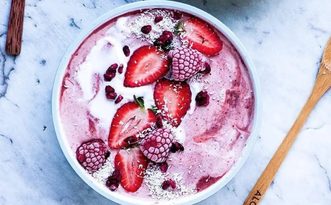 Beautiful, Bright Smoothie Bowls! // @panaceas_pantry