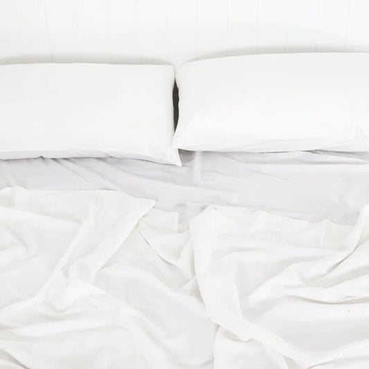 Fitted Sheet and Pillow Case Bundle WHITE